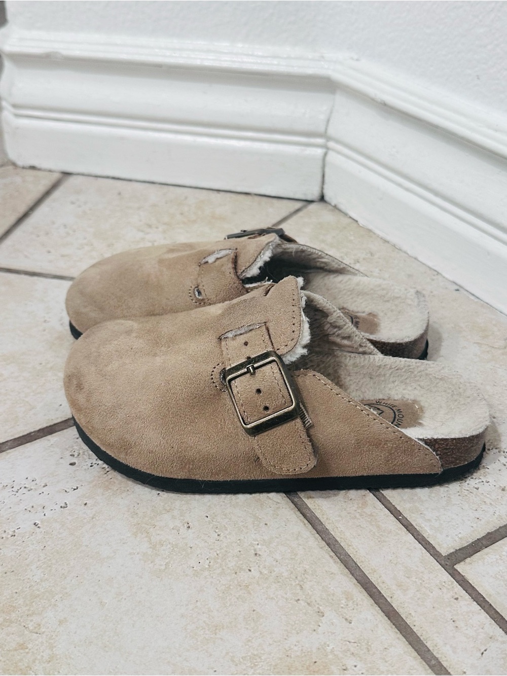 White Mountain Kids Suede Buckle Clog Slippers in Tan
